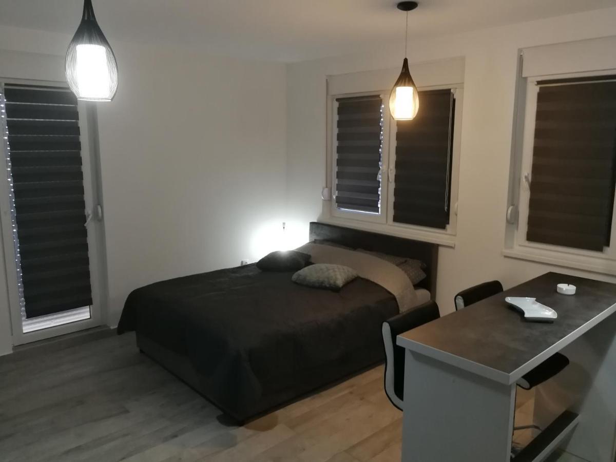 Danica Apartment Sremska Mitrovica Exterior photo